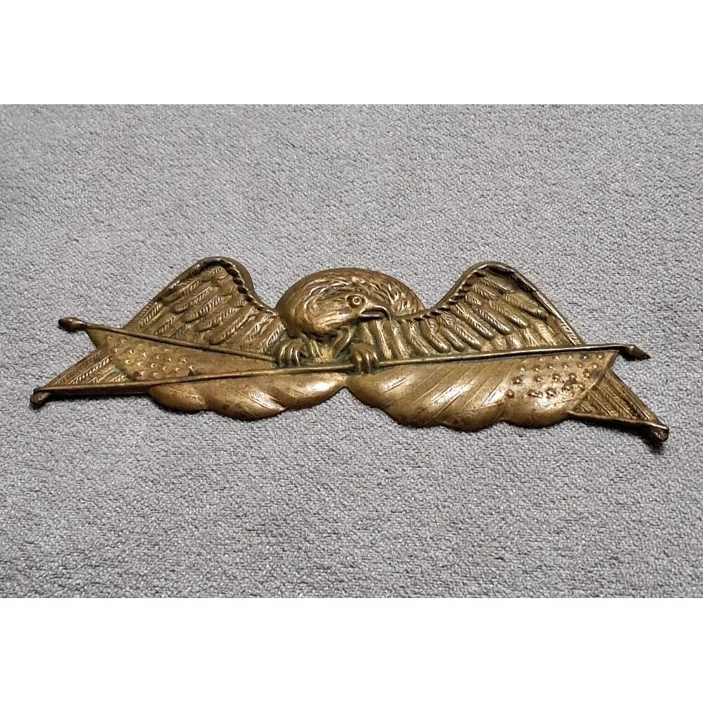 Civil War Era Union Hat Badge Eagle & Flags